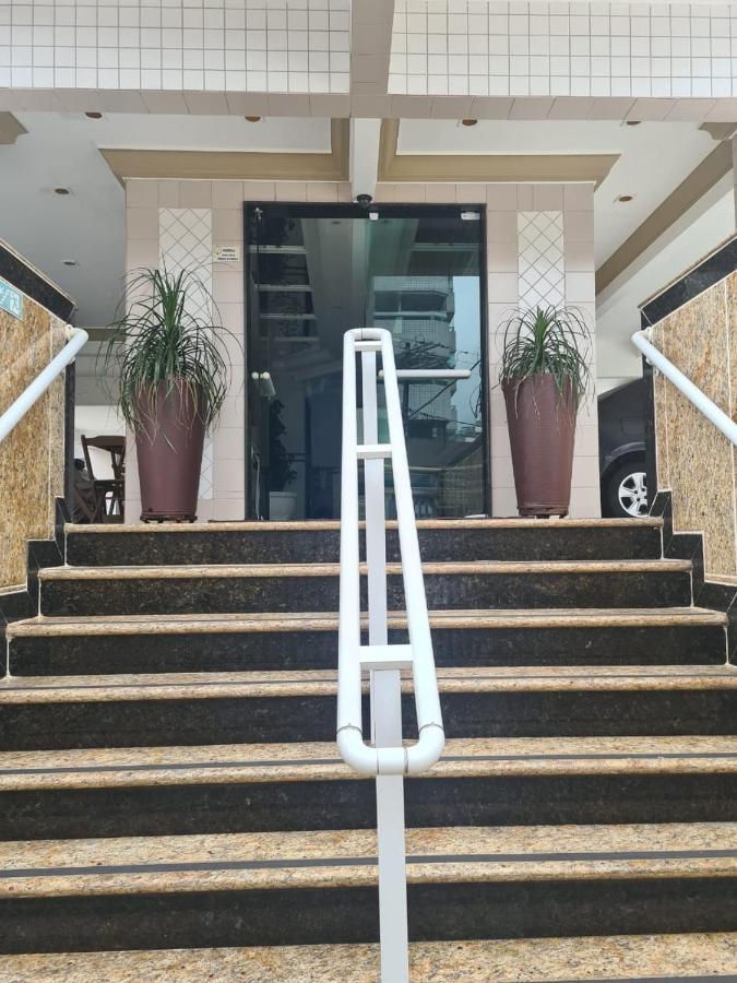 Apto A 50M Da Praia, Com Ar Condicionado, Wifi , Portaria 24H Прая Гранде Екстериор снимка